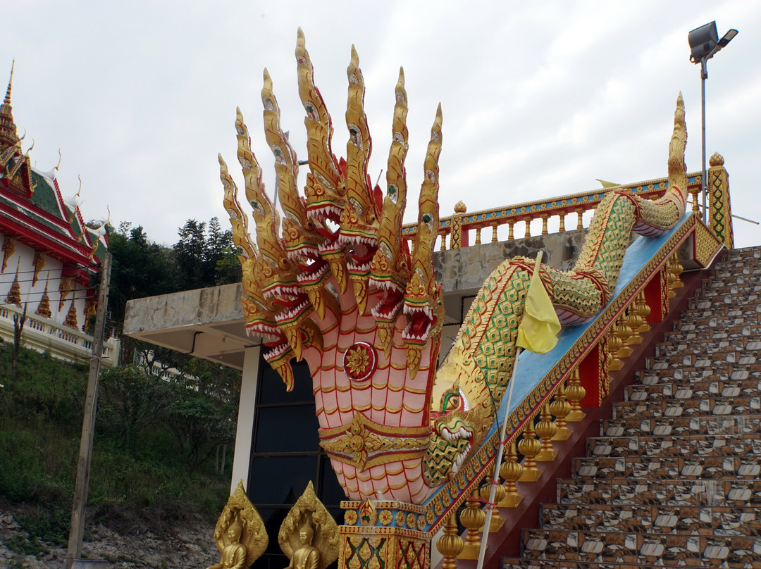 Wat Khao Din-攀武里必去景点