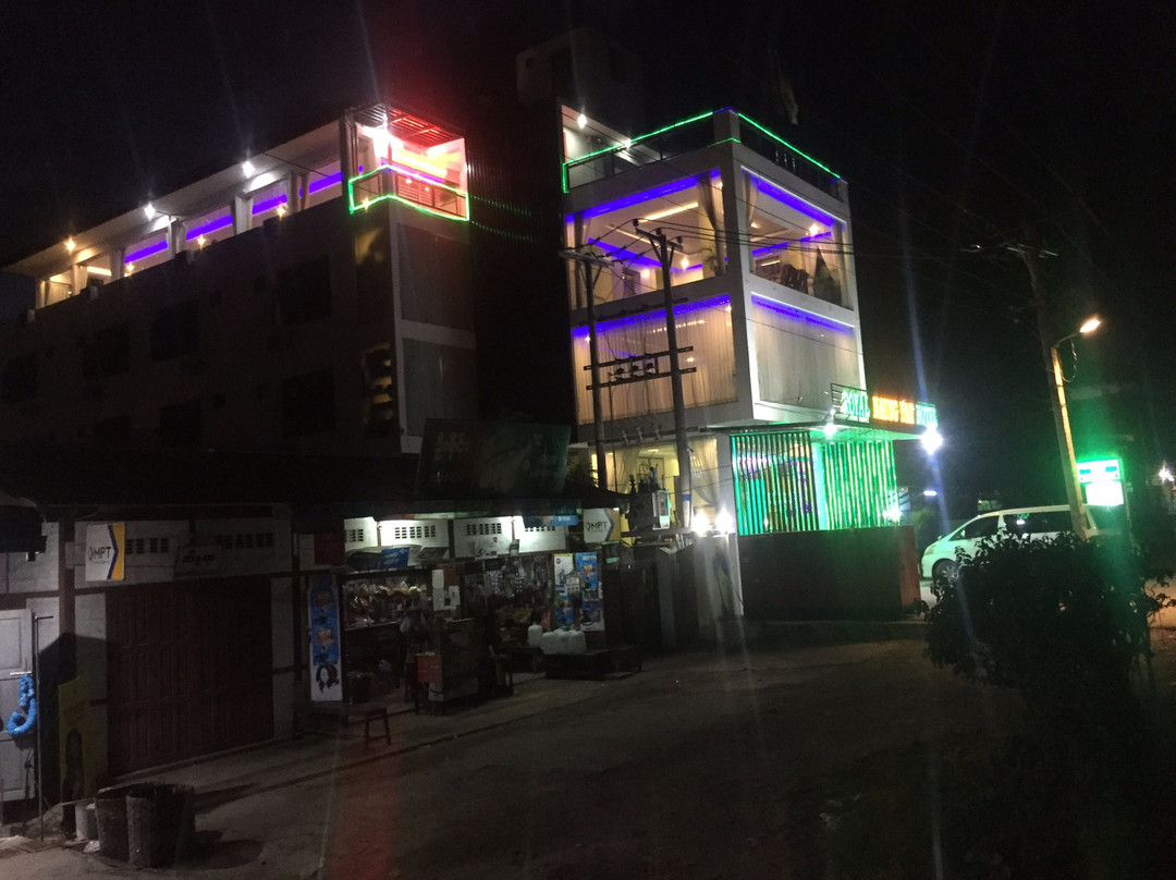Royal Bar and Restaurant