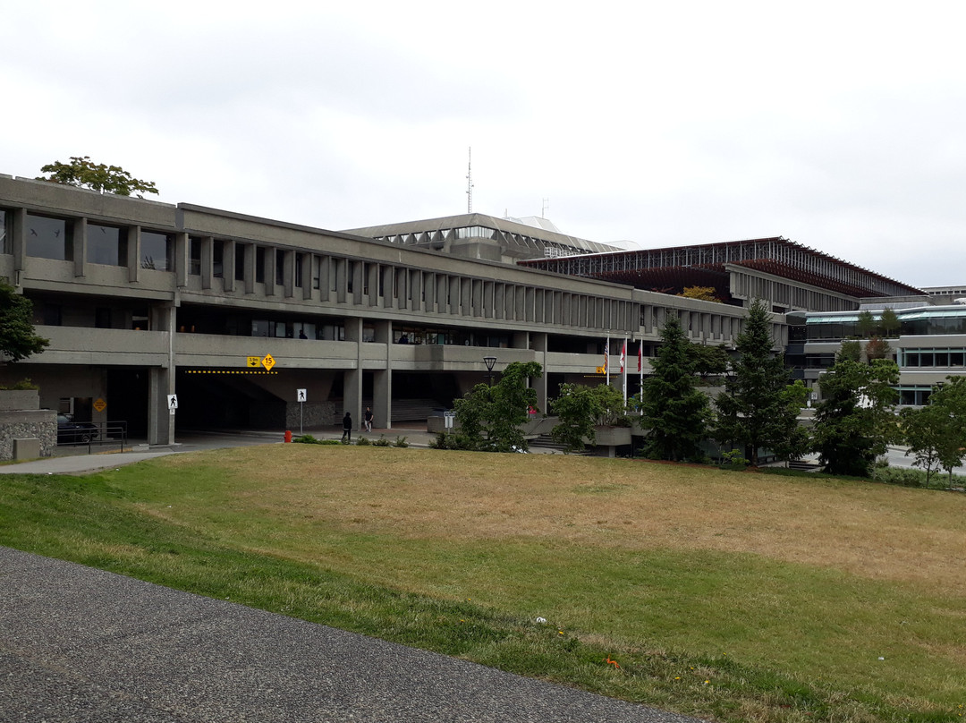 Simon Fraser University-本那比必去景点