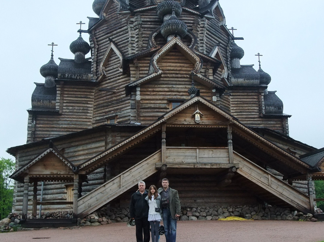 Church of the Intercession of the Holy Virgin景点图片