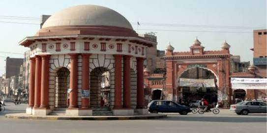 Faisalabad旅游景点-Gumti Water Fountain