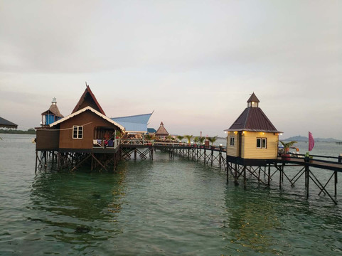 仙本那新佳马达潜水度假村主图