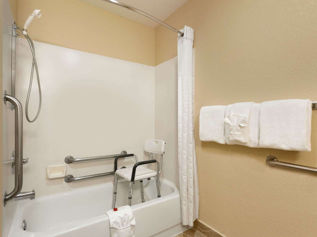 Baymont by Wyndham Salina主图