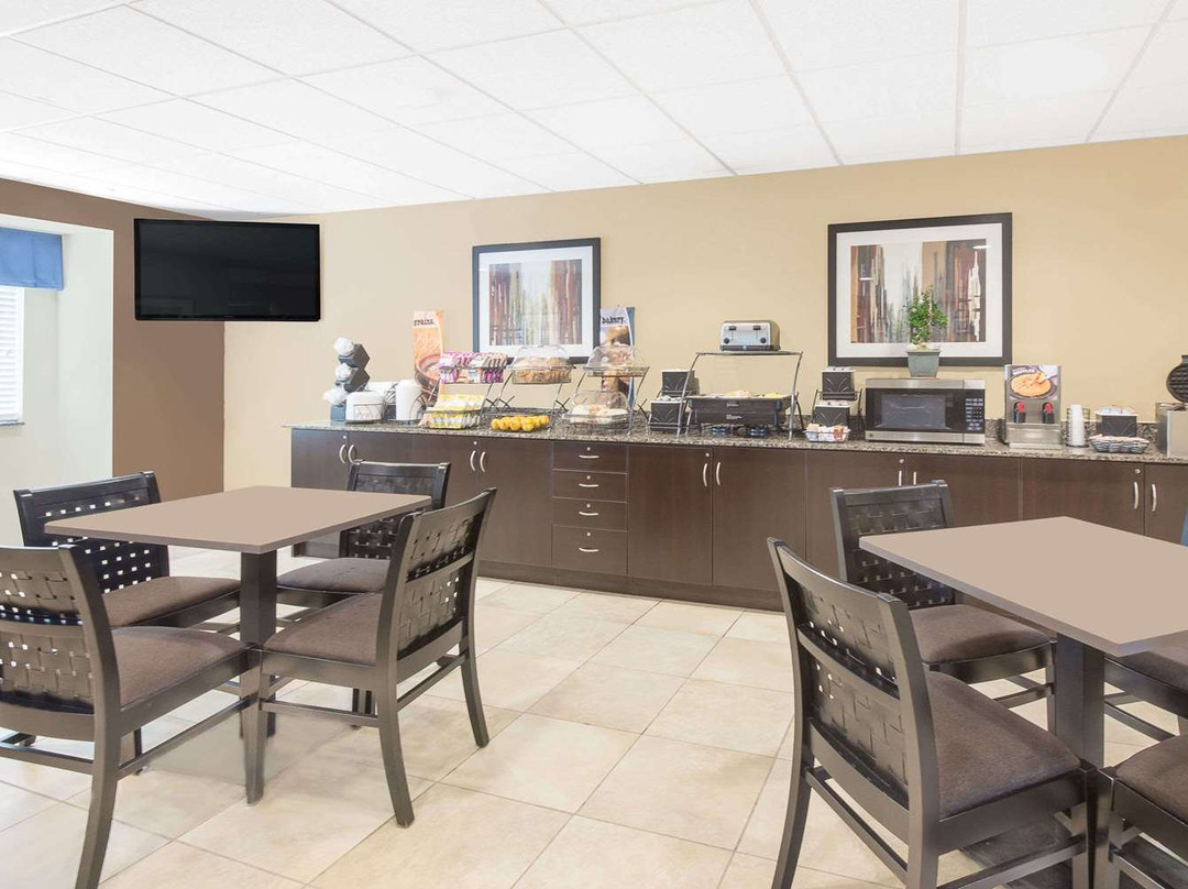 Microtel Inn & Suites by Wyndham Waynesburg主图