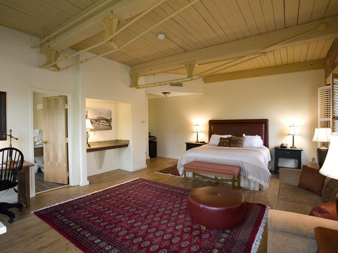 The Common Man Inn主图