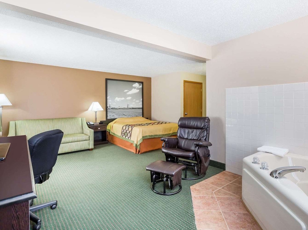 Super 8 by Wyndham Jefferson主图