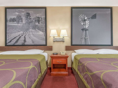 温森斯速8酒店主图