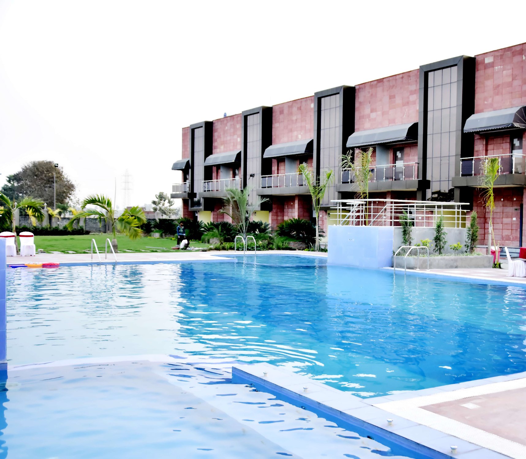 Sukhdeo Clark Inn-官方