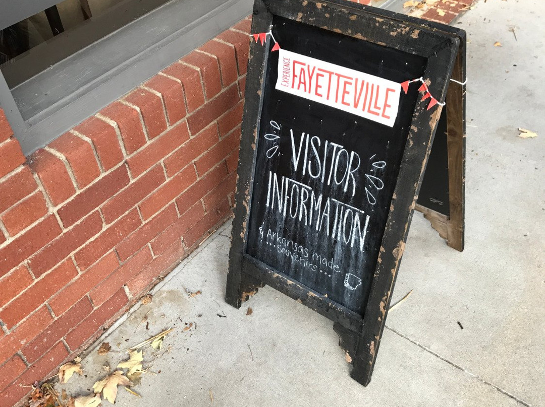 Fayetteville Visitors Bureau景点图片