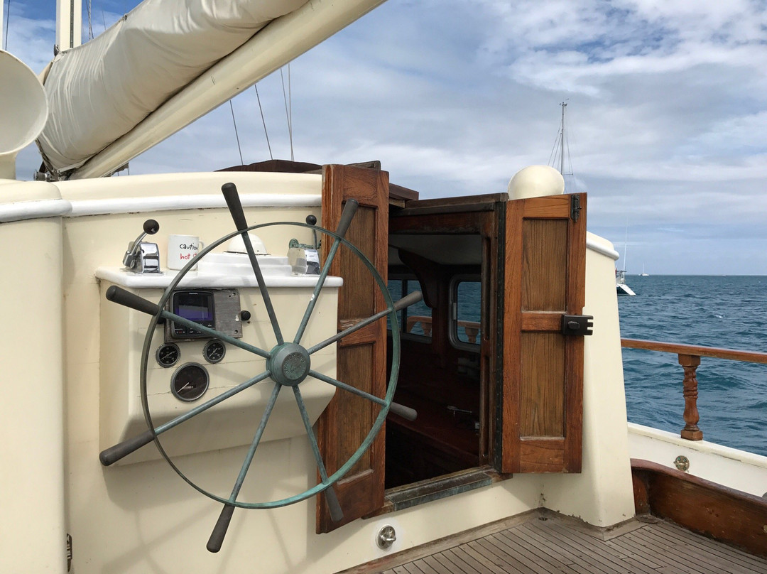 Wayward Wind Charters Fiji-Viseisei必去景点