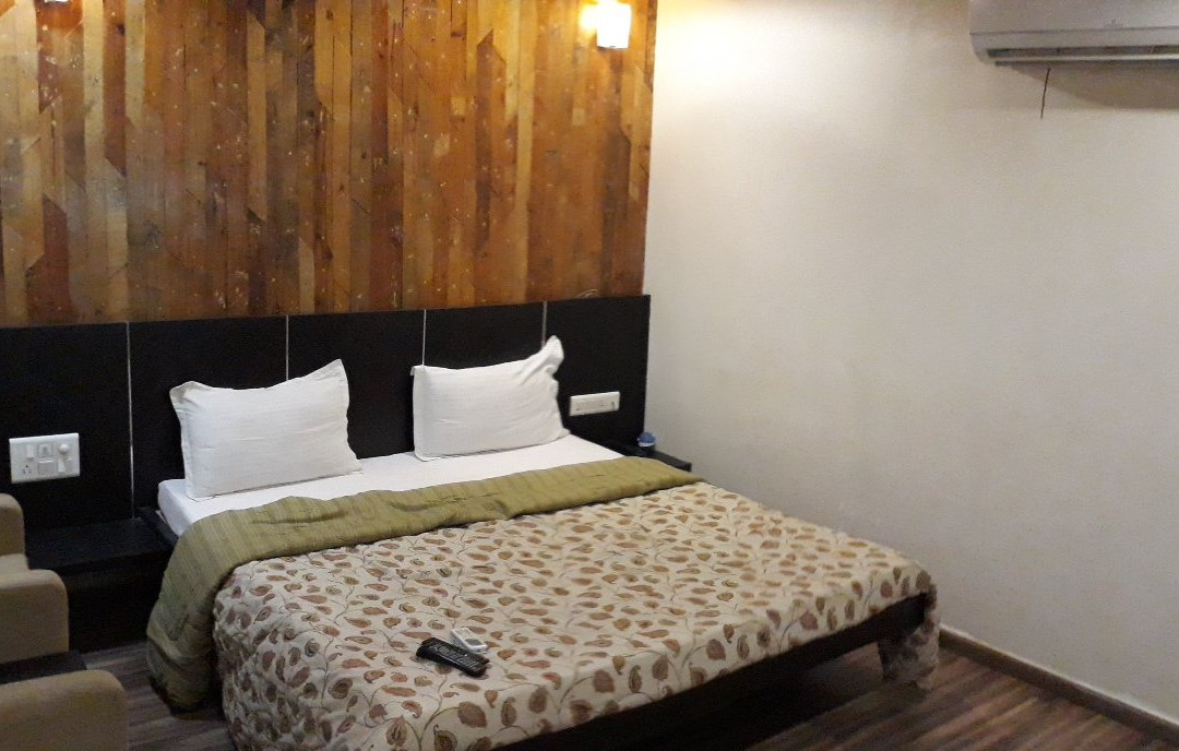 Hotel President主图