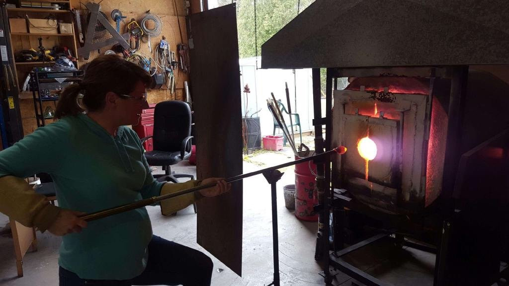 Blown Away Glass Studio-伊劳拉必去景点