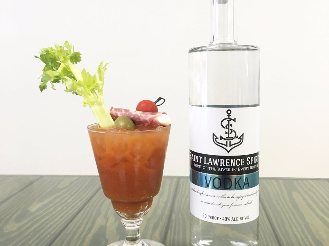 Saint Lawrence Spirits Downtown Tasting Room-Clayton必去景点