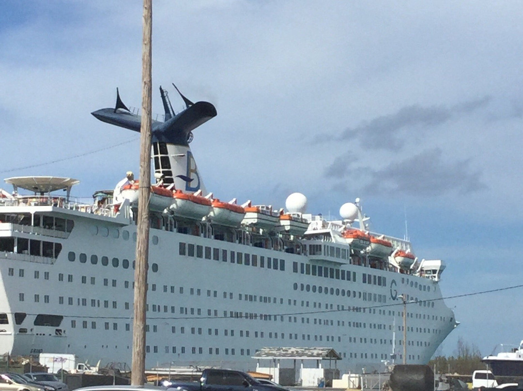 Fran's Travel Tour & Limo Service-弗里波特必去景点