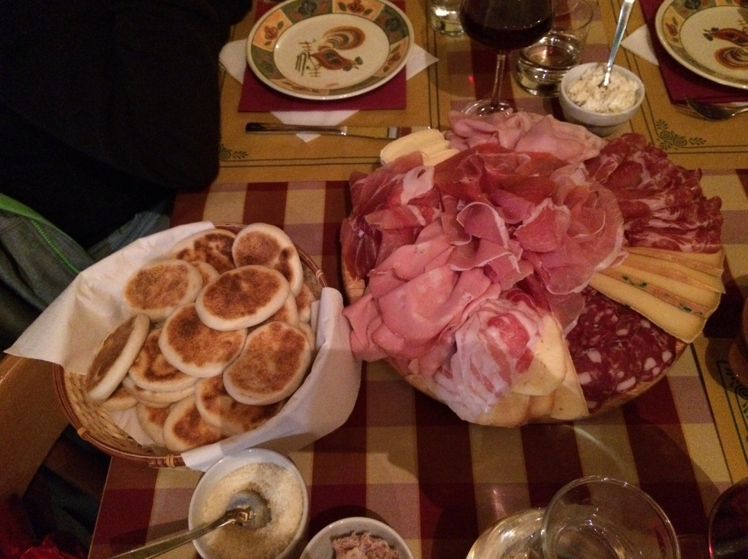 Samone餐馆和美食-Vineria Caino