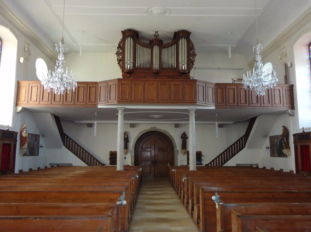 Eglise de Montfaucon-Montfaucon必去景点