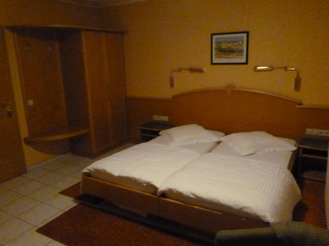 Hotel Re'ser Stuff主图