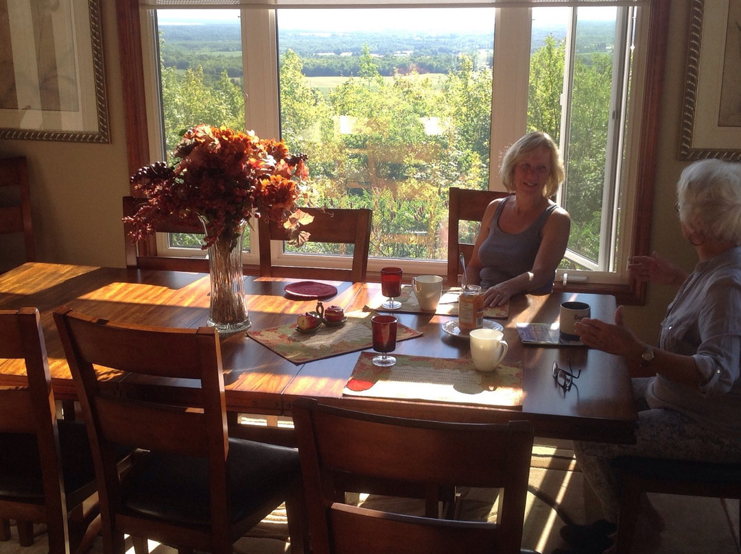 Wild Apple Hill BnB主图