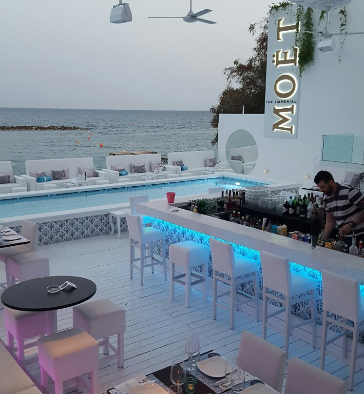 Bedroom Day N' Night