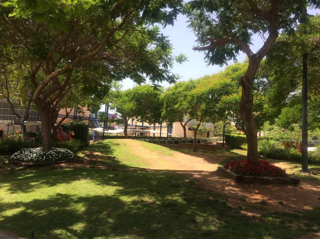 Dialogue In The Dark-霍隆必去景点