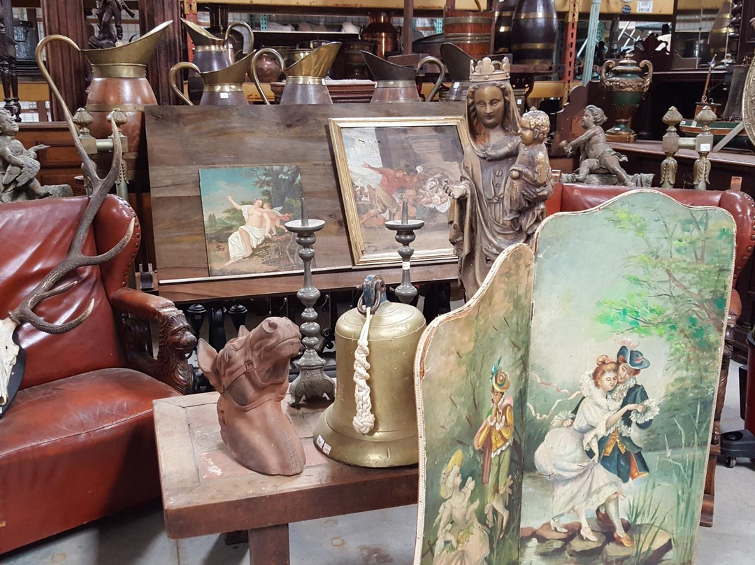 Old World Antieks景点图片