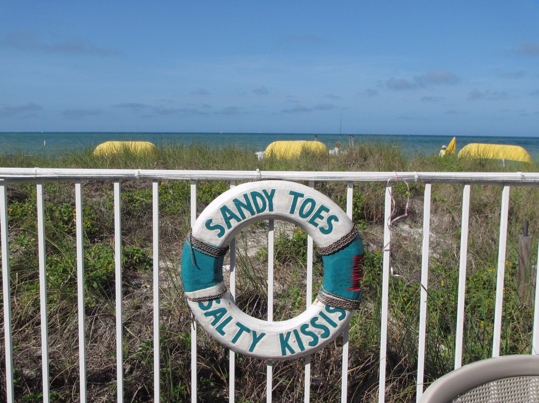 Beach Suites Resort主图