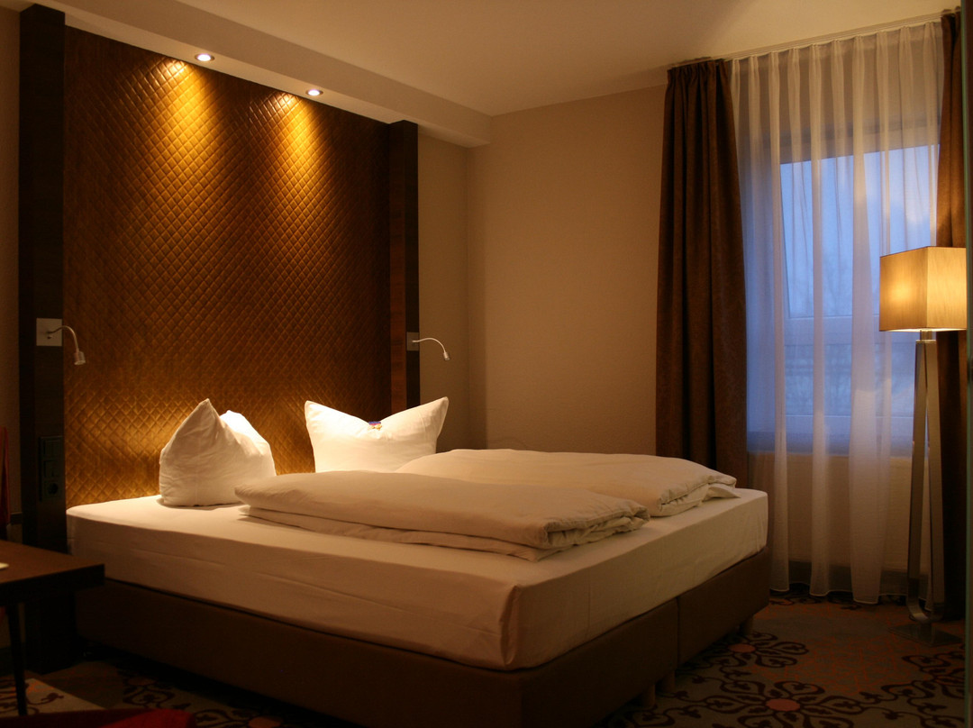 Hotel Parqeo im A66主图