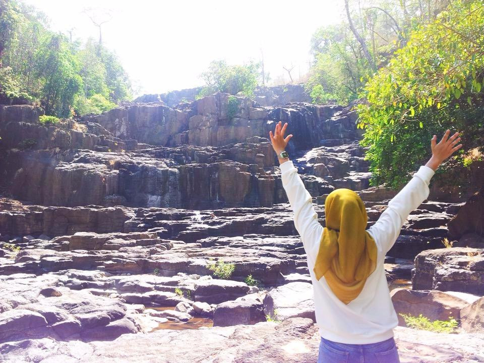 Parangloe Waterfall景点图片