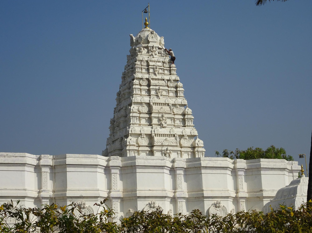 Shri Durga Parameshwari Temple-罗纳瓦拉必去景点