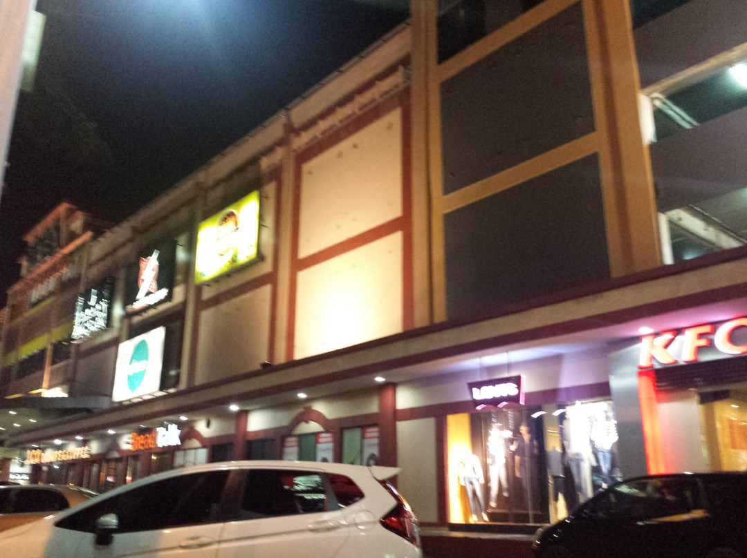 Mall WTC Batanghari-占碑必去景点