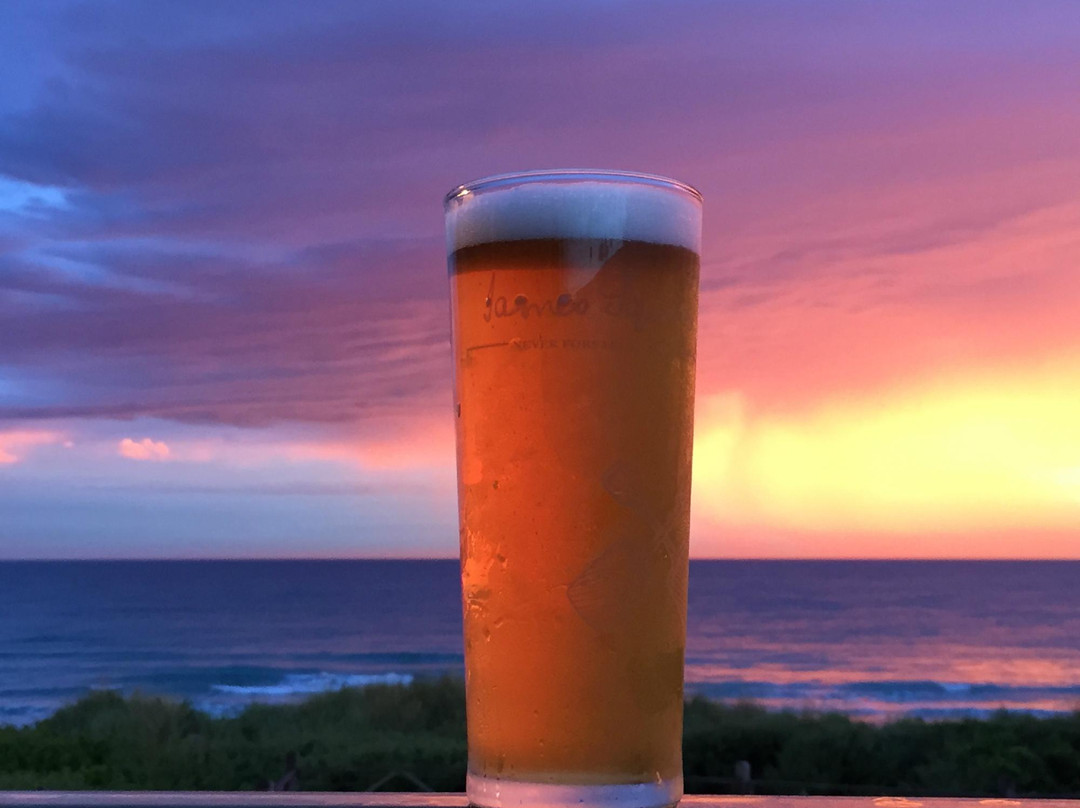 瓦南布尔餐馆和美食-Simon's Waterfront