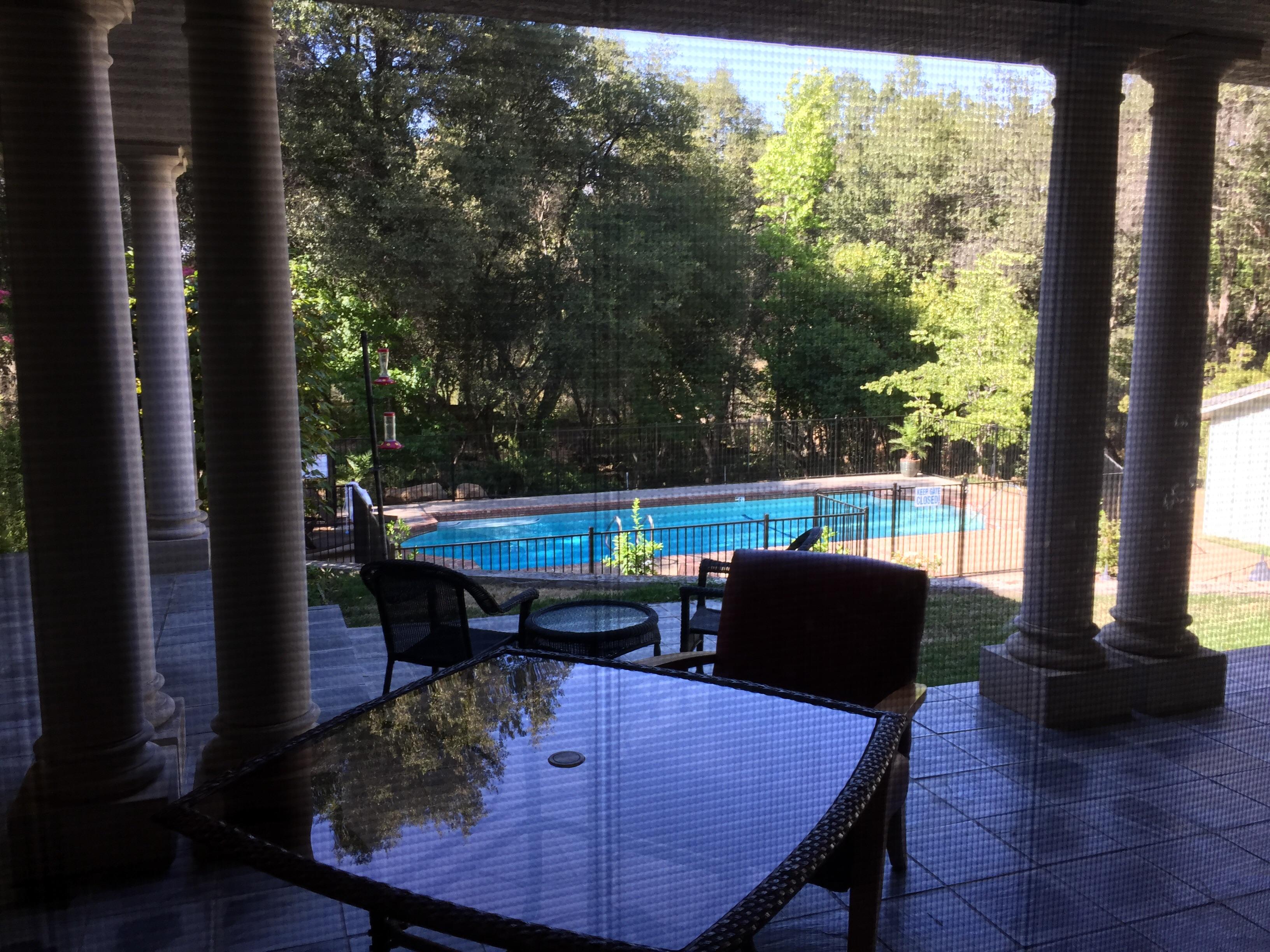 Inn Behind the Wall B&B-泳池