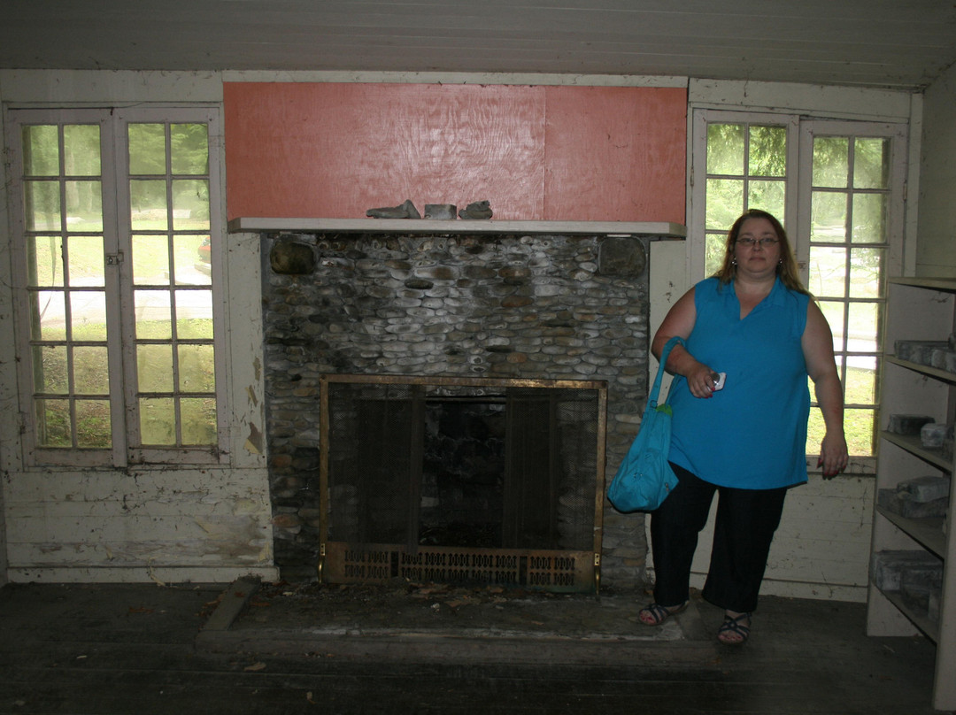 Elkmont Ghost Town-大雾山国家公园必去景点