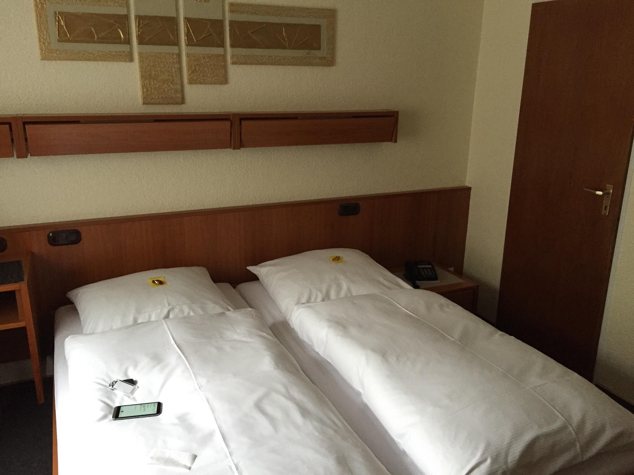 Firzlaff's Hotel-官方