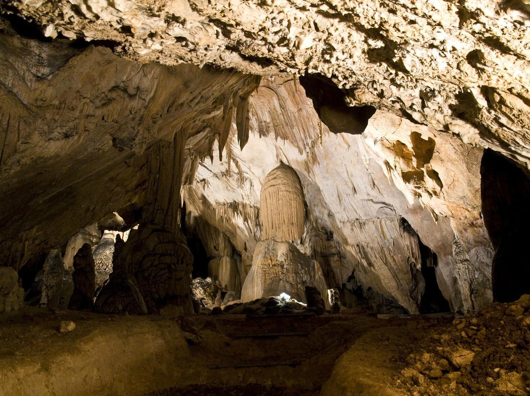 Cerovac Caves景点图片