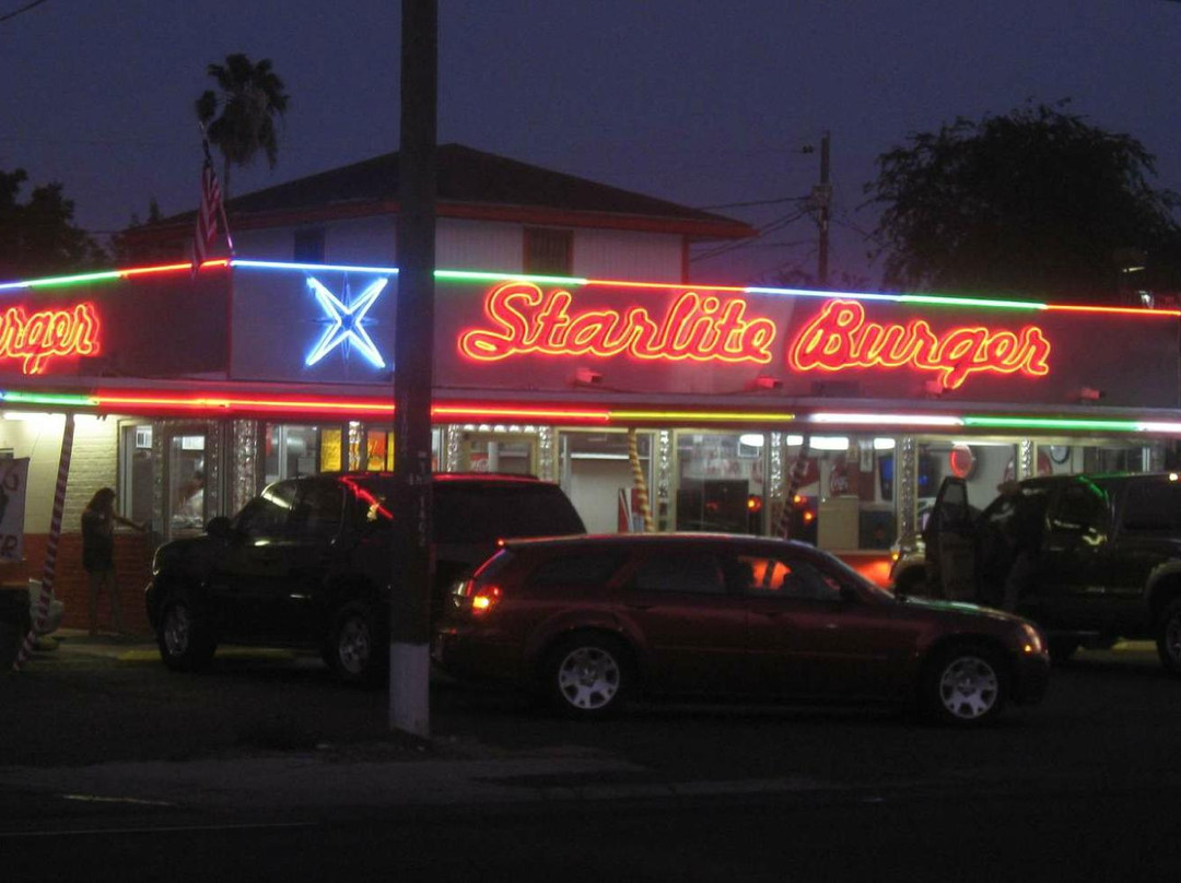 Starlite Burger