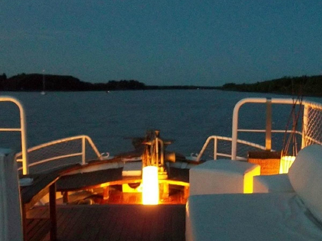 Noche Romantica Buenos Aires en Barco-圣费尔南多必去景点