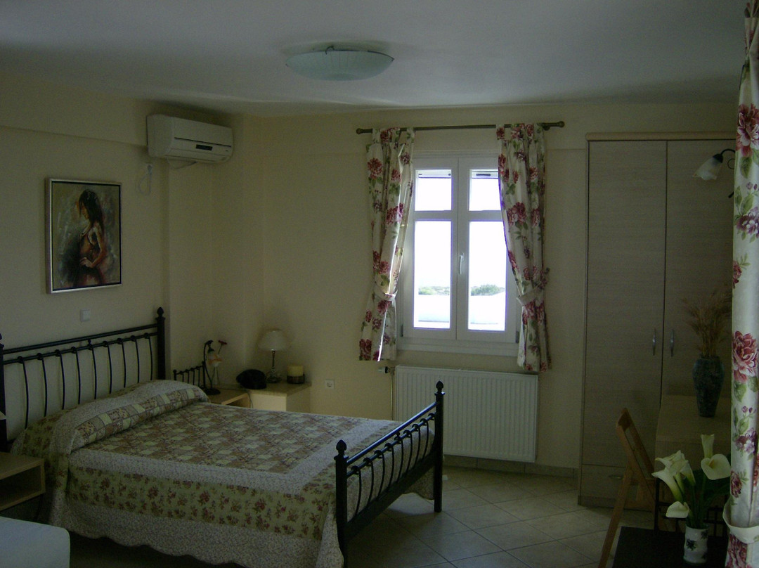 Anemoi Apartments & Studios