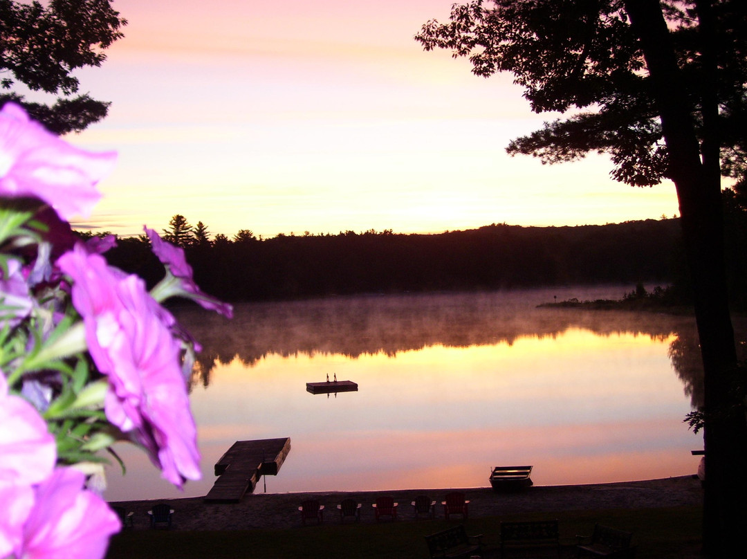 Heart Lake Resort Cottages