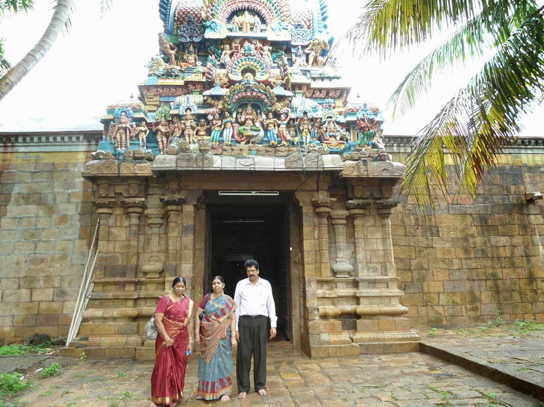 Thiruvalasuzhi Pillaiyar Kovil Shri Vellai Pillaiyar Kovil景点图片