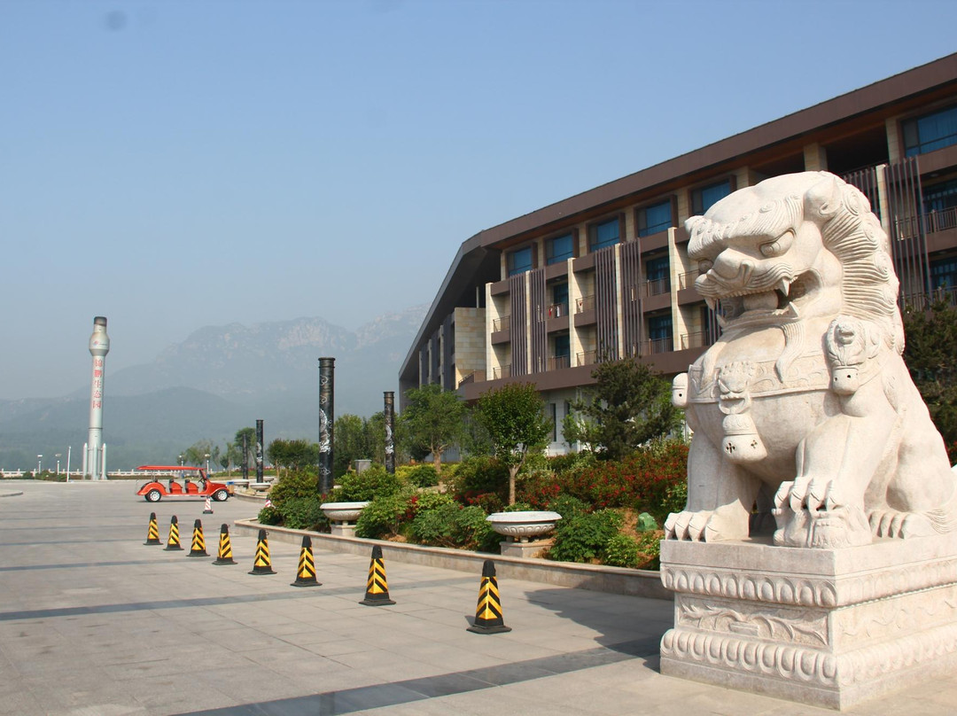 锦鹏生态酒店主图