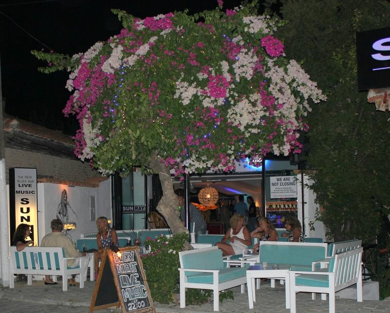 Green Bar-达利安必去景点