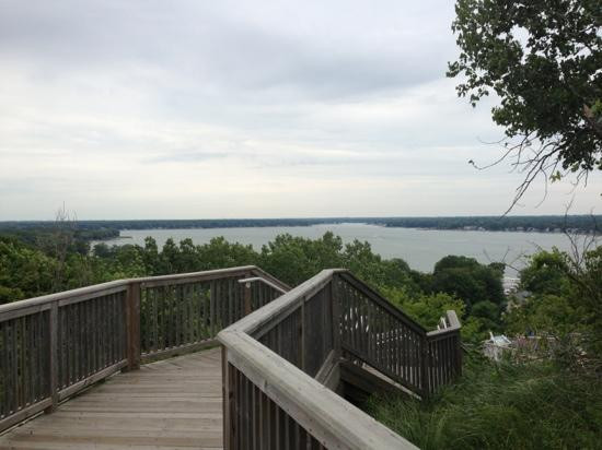 毗斯迦山-荷兰村必去景点