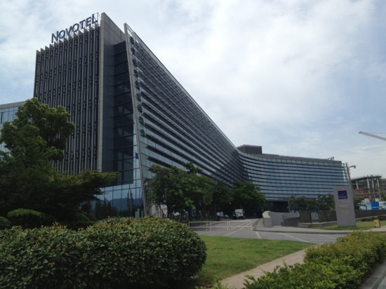 南京玄武苏宁雅高诺富特酒店主图