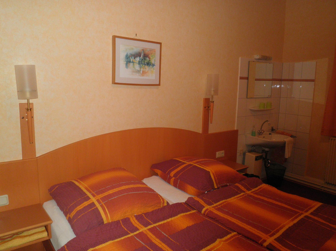 施万古德尼酒店主图