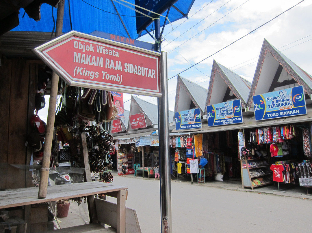Tomb of the Sidabutar Kings-沙摩西岛必去景点