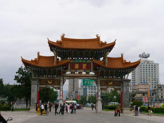 金马碧鸡坊-昆明市必去景点