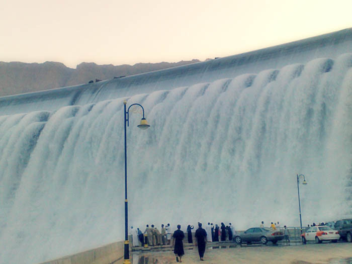 Wadi Dayqah Dam-马斯喀特必去景点