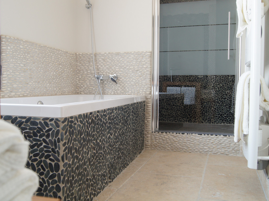 拉贝尔维酒店主图