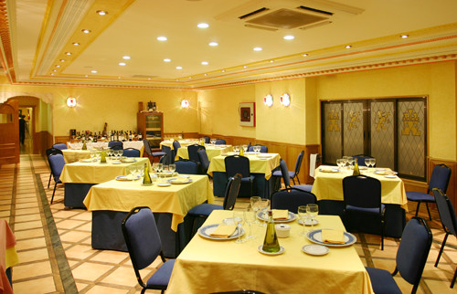 阿尔曼索尔酒店